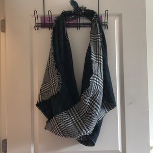 Classic Plaid Blanket Scarf
